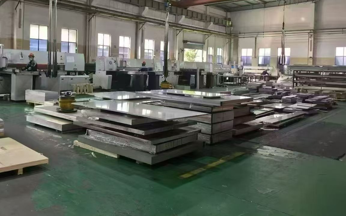 厚铝板数控零切设备实拍